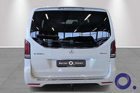 Mercedes-Benz V300 d 4 of 30