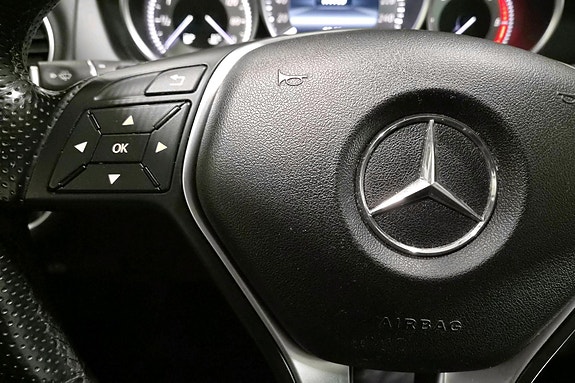 Mercedes-Benz C180 28 of 30