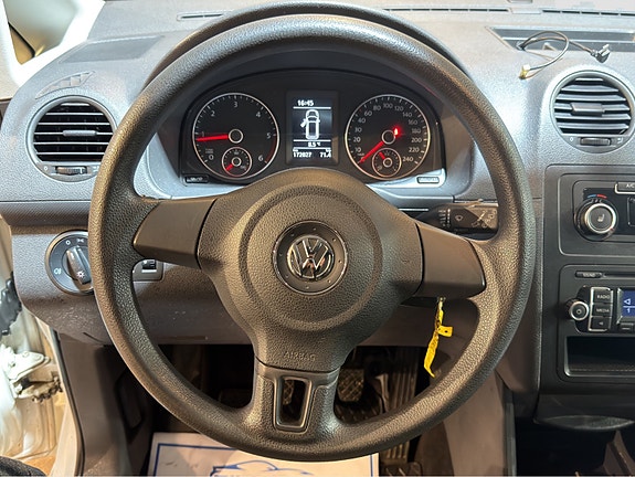 Volkswagen Caddy 19 of 30