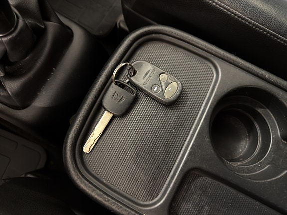 Honda CR-V 30 of 30