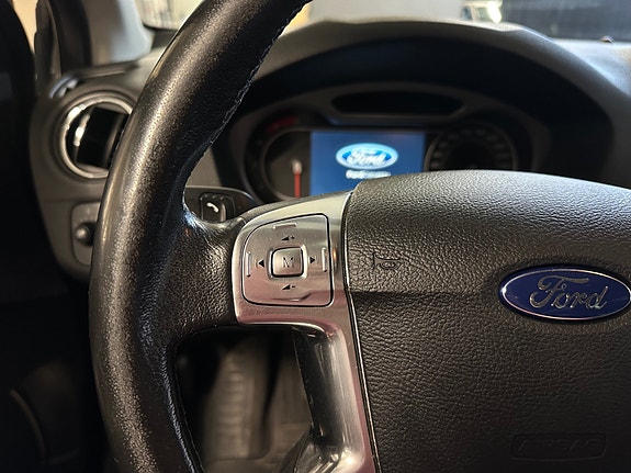 Ford Mondeo 12 of 25