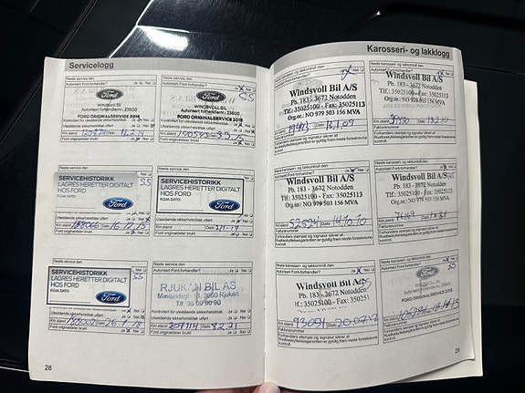 Ford Mondeo 24 of 25