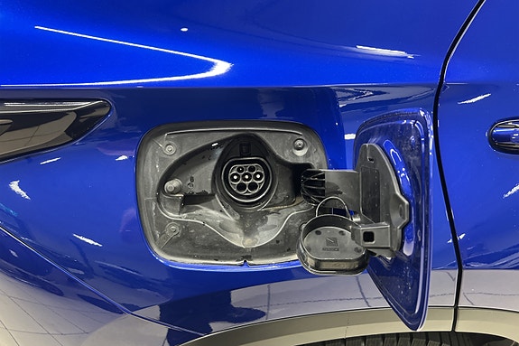 Lexus NX450h 9 of 23