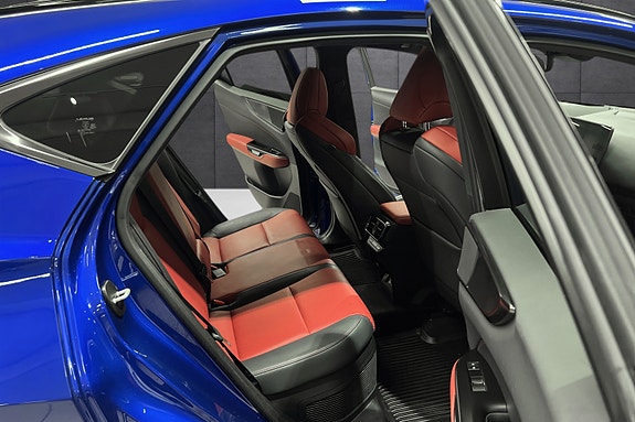 Lexus NX450h 16 of 23