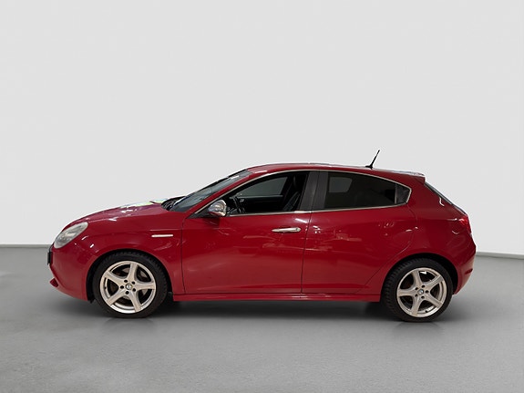Alfa Romeo Giulietta 2 of 28