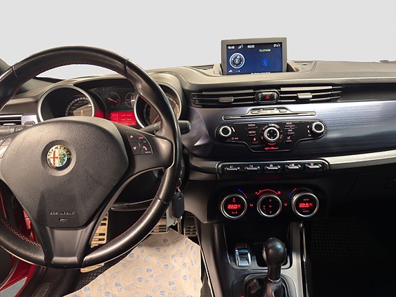 Alfa Romeo Giulietta 20 of 28