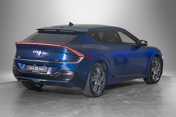 Kia EV6 4 of 26