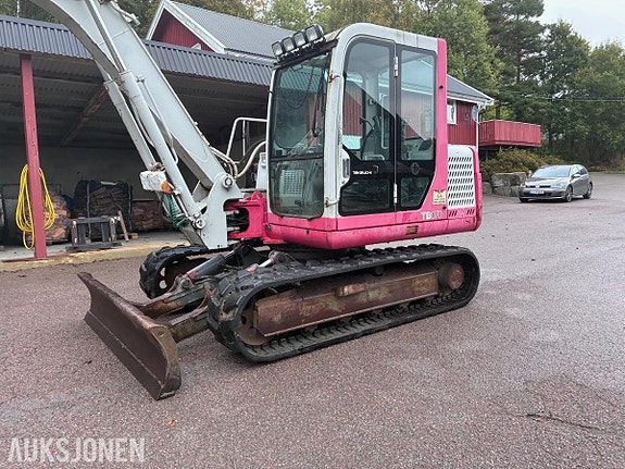 Takeuchi 1997 Takeuchi TB070 8 tonns beltegraver 2 of 17