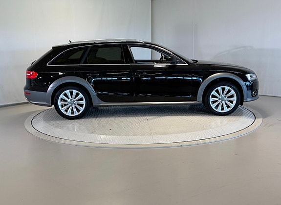 Audi A4 allroad 3 of 26