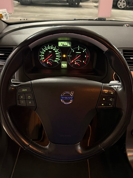Volvo V50 13 of 30