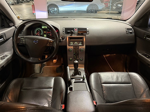 Volvo V50 11 of 30