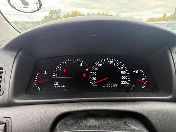 Toyota Corolla 11 of 18