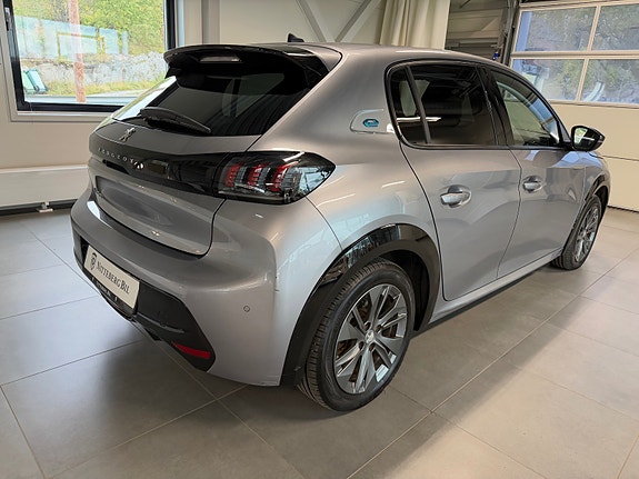 Peugeot 208 6 of 16