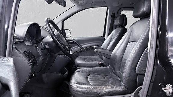 Mercedes-Benz Vito 113 8 of 14