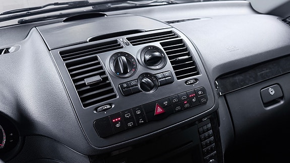 Mercedes-Benz Vito 113 11 of 14