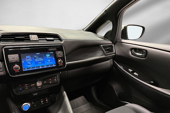 Nissan Leaf 11 of 20