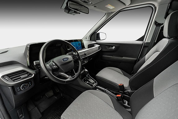 Ford Transit Courier 12 of 27