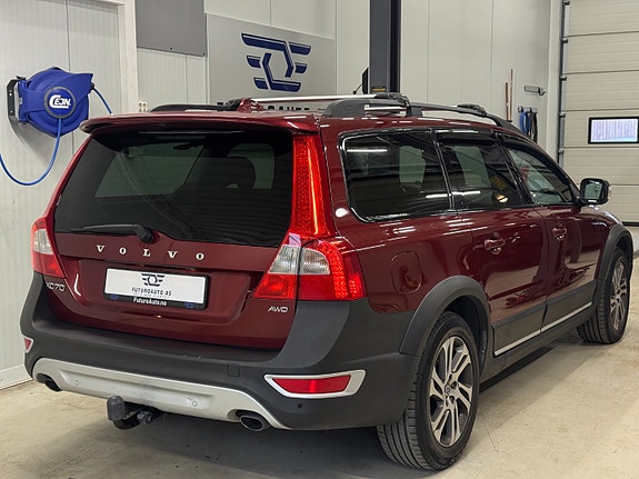 Volvo XC70 3 of 27