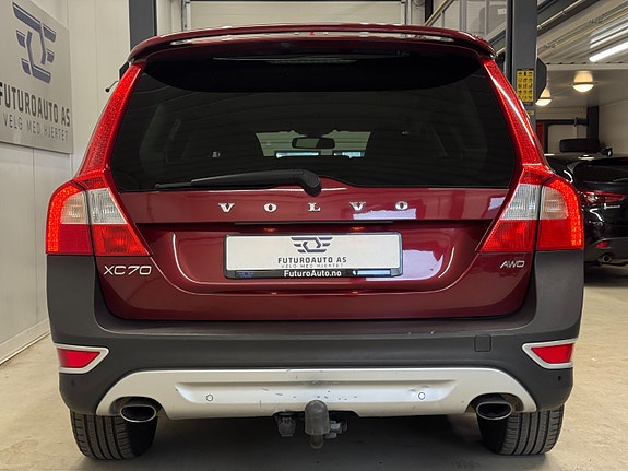 Volvo XC70 4 of 27