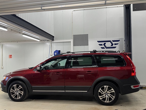 Volvo XC70 8 of 27