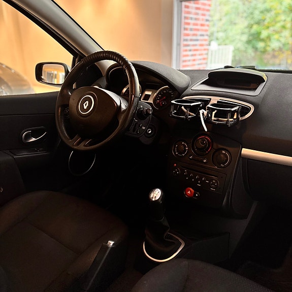 Renault Clio 4 of 8
