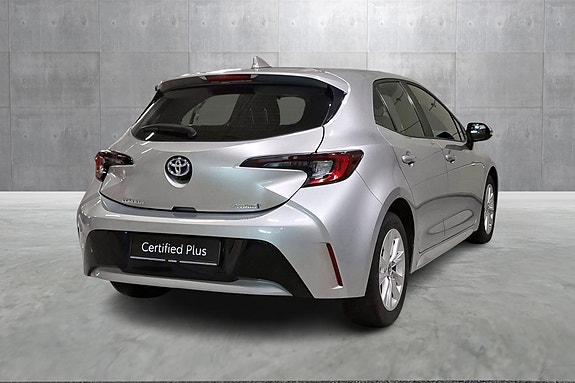 Toyota Corolla 5 of 22