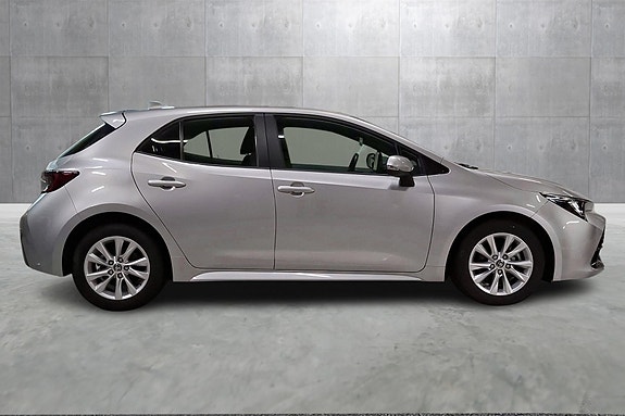 Toyota Corolla 6 of 22