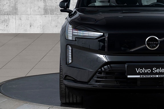 Volvo EX90 4 of 30