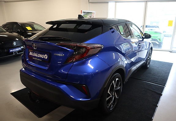 Toyota C-HR 16 of 30