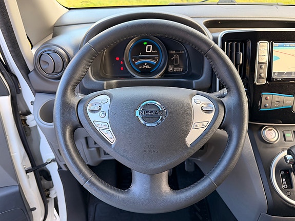 Nissan e-NV200 25 of 28