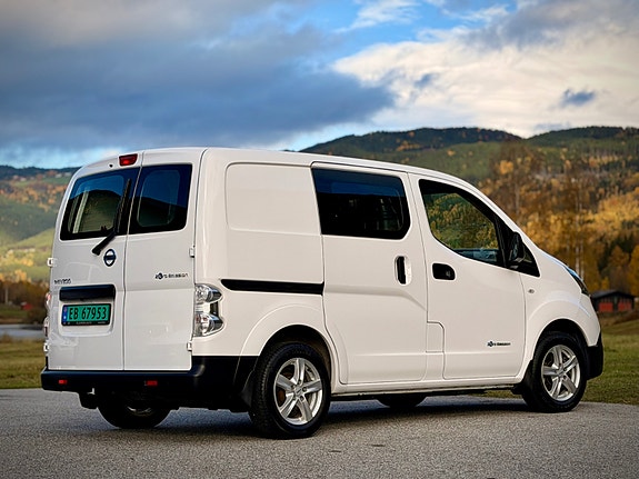 Nissan e-NV200 8 of 28