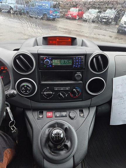 Citroen Berlingo 11 of 25