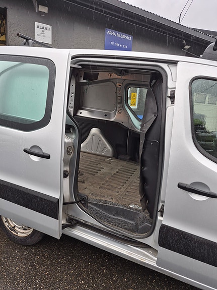 Citroen Berlingo 8 of 25
