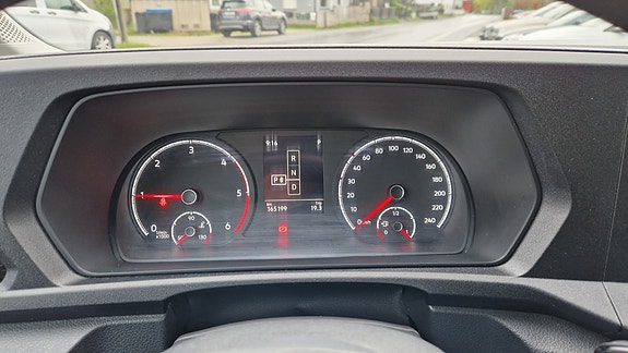 Volkswagen Caddy 29 of 30