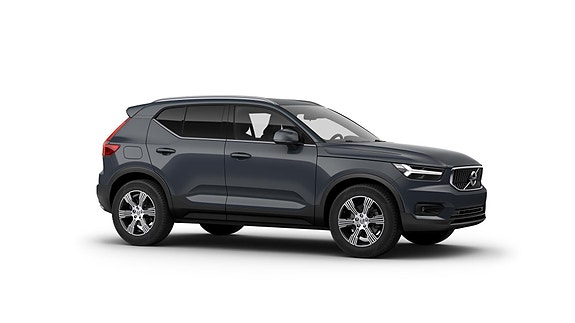 Volvo XC40 7 of 16