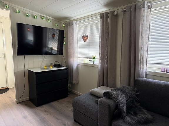 Hobby 720 UKFE Prestige med spikertelt og platting 10 of 26