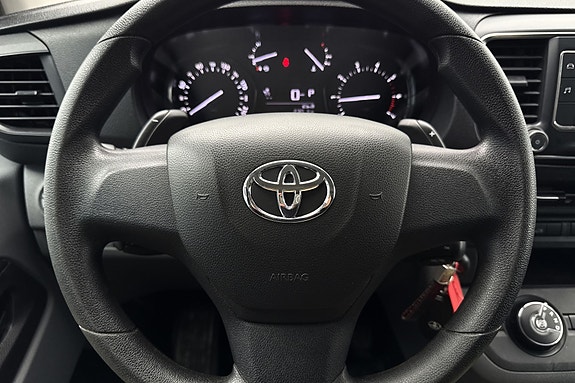 Toyota Proace 16 of 27
