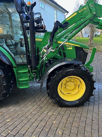 John Deere 5100R 6 of 12