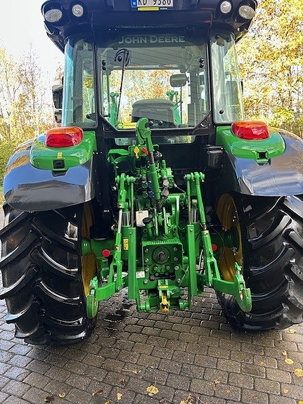 John Deere 5100R 4 of 12