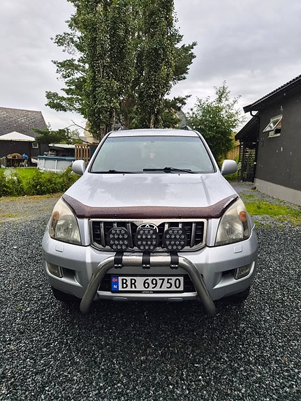 Toyota Land Cruiser 6 of 7