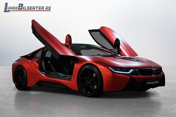 BMW i8 3 of 30