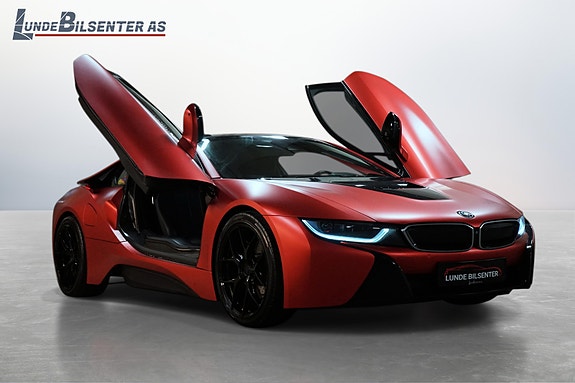 BMW i8 2 of 30