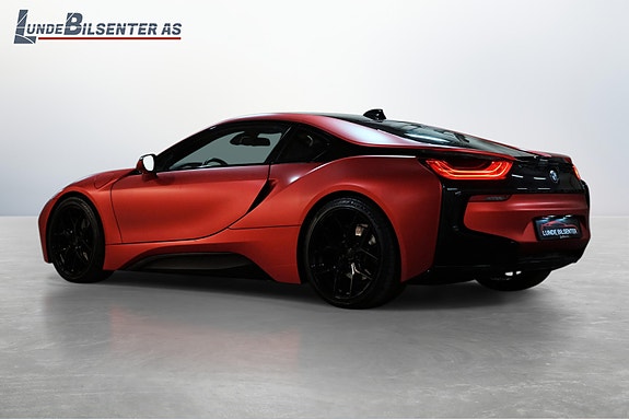 BMW i8 15 of 30