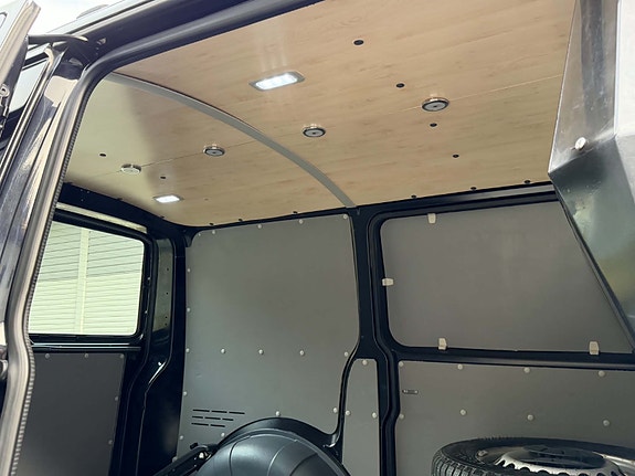 Volkswagen Transporter 30 of 30