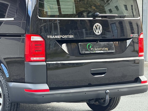 Volkswagen Transporter 10 of 30