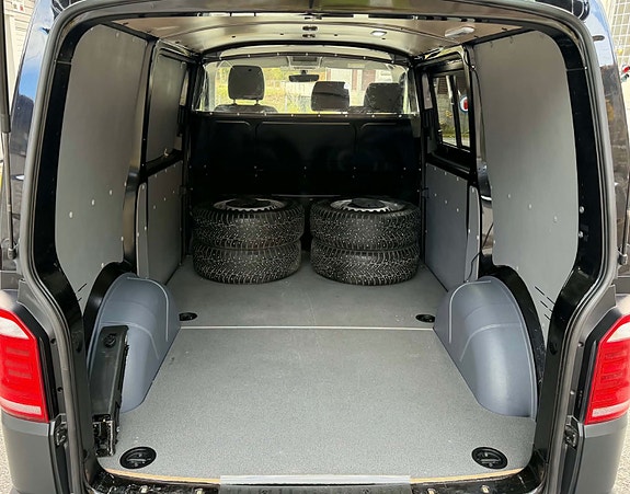 Volkswagen Transporter 28 of 30