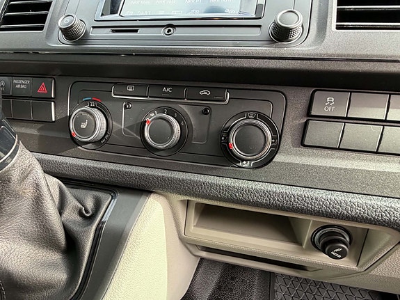 Volkswagen Transporter 22 of 30