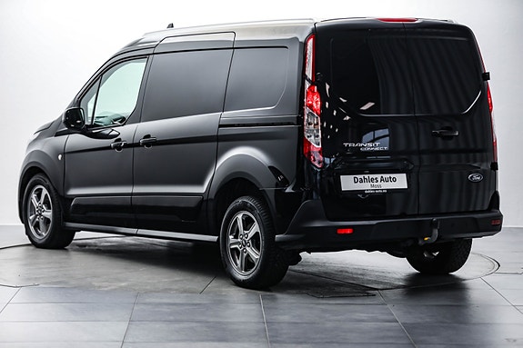 Ford Transit Connect 10 of 30