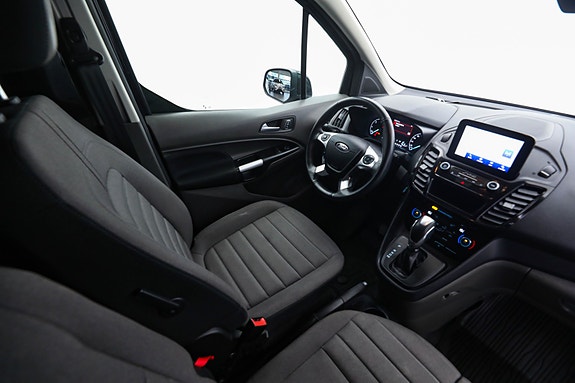 Ford Transit Connect 13 of 30
