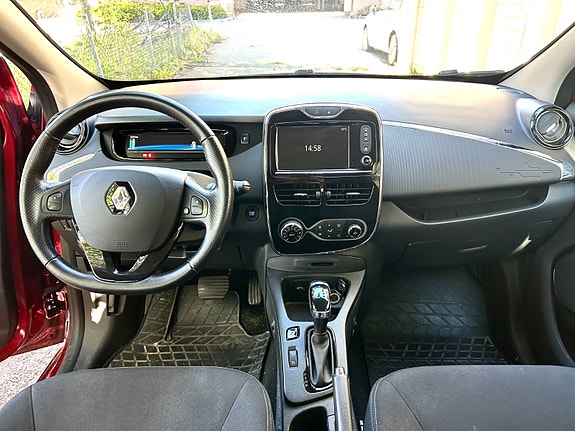 Renault Zoe 8 of 17